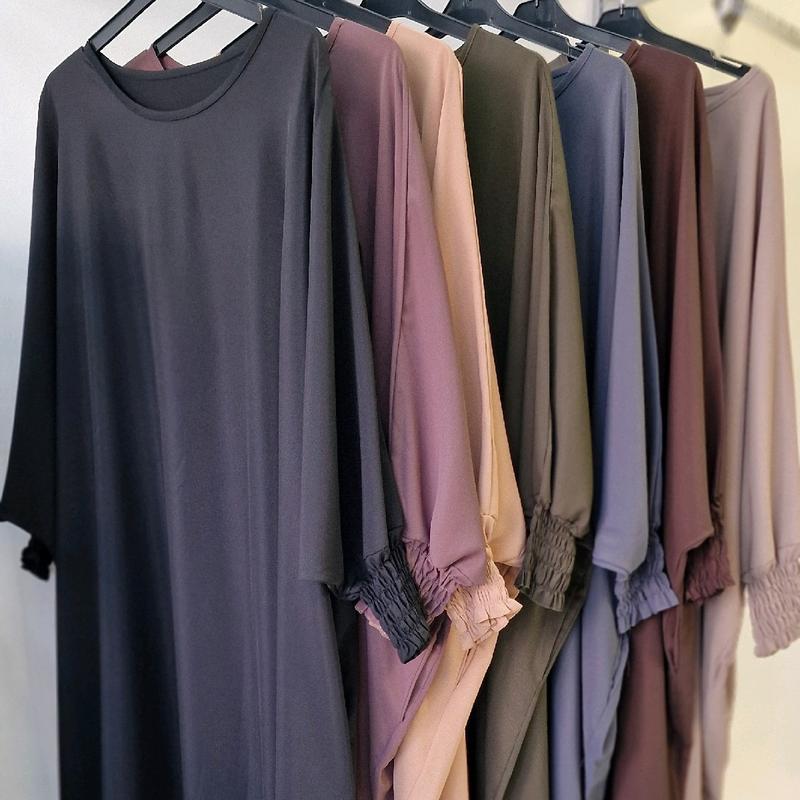 karima butterfly abaya Plain 4