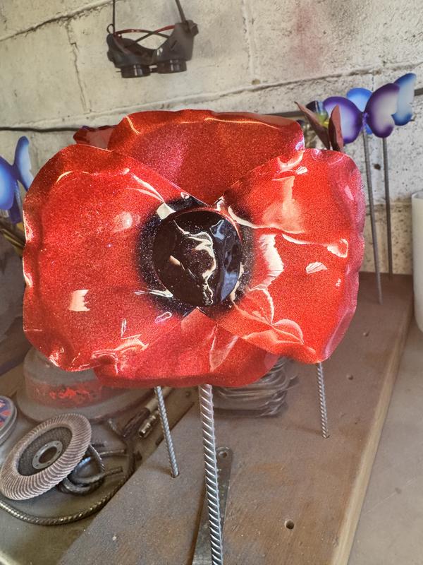 Metal Poppy made from sheet steel and iron rebar. Decor Flower Decorative Metallic Paint Ornaments 4