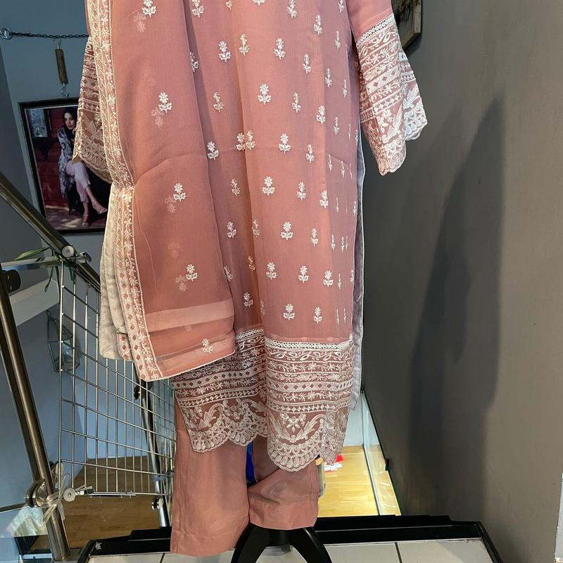 Chiffon suit, Pink 3