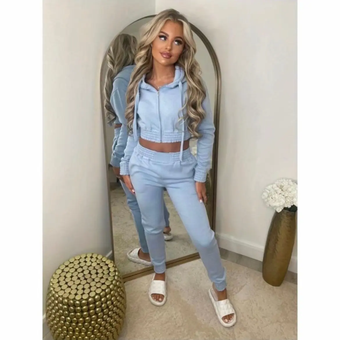 Women's Two Piece Tracksuit for a Comfortable Fit