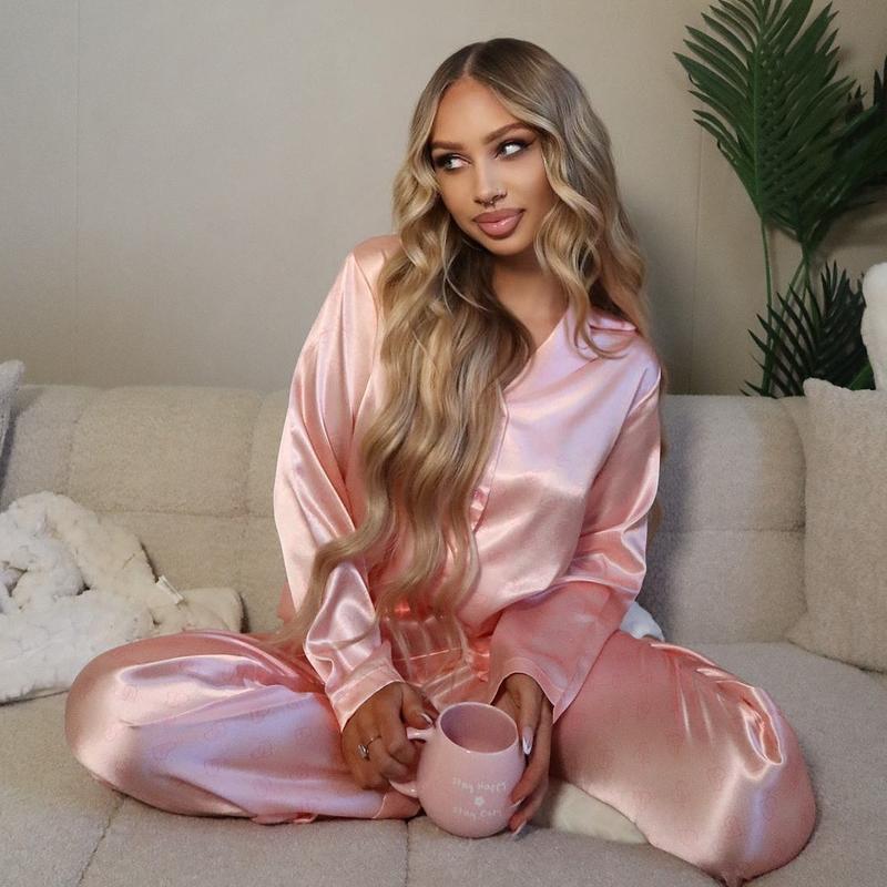 LIVE ONLY LILIOSA Christmas Collection COSY SATIN PINK HEART MONOGRAM LONG SLEEVE PYJAMA SET  Comfortable Soft WINTER Womenswear Loungewear Set Sleepwear Fashion Underwear Fit Pajamas, Homewear Basic Pjs, Festival Winter/Autumn, Christmas, Christmas gift 0