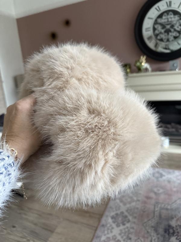 Extreme Fluffy faux Fur Slippers Women Footwear comfort Stylish Soft 3