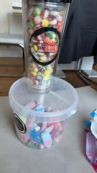 Product Review of Freeze Dried Sampler Bucket Mixed Tub from A**e 0