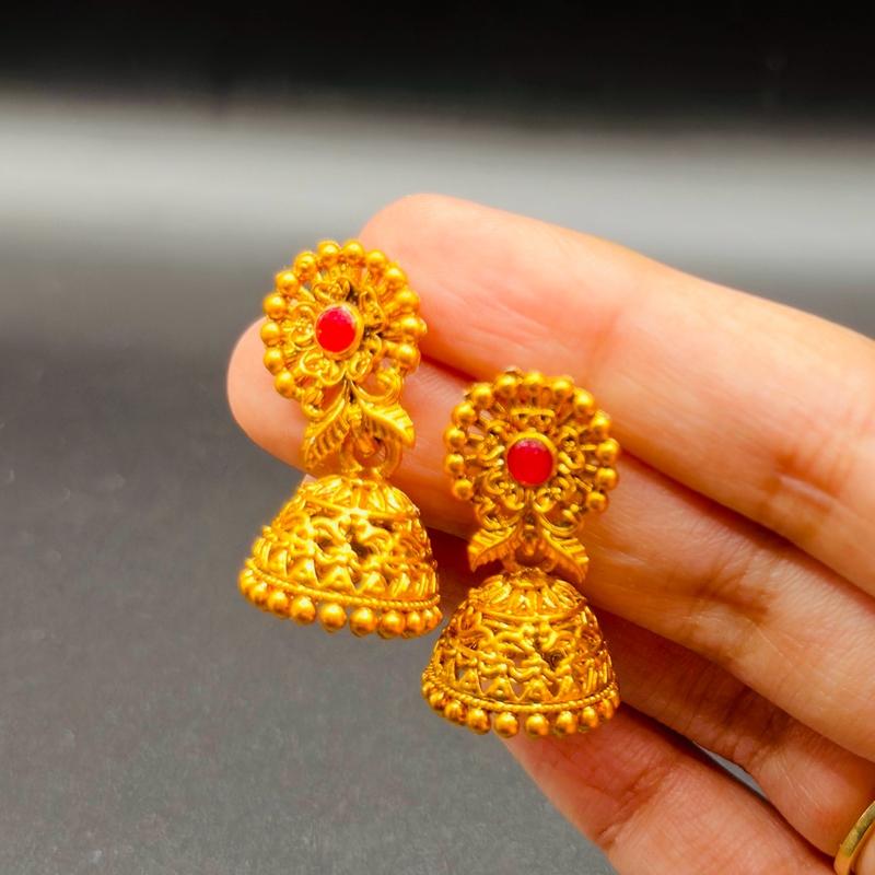 Traditional Gold Plated Imitation Jhumkas With A Ruby Centre Stone (Small) 3