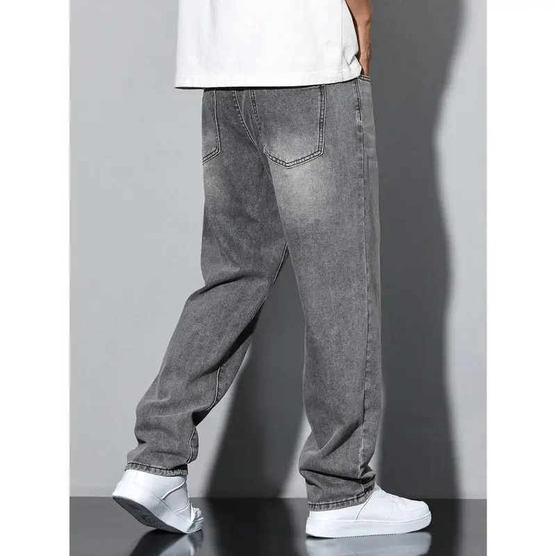 Manfinity RivetRise Men's Casual Washed Straight Leg Jeans, Men Baggy Jeans Menswear Viscose 1