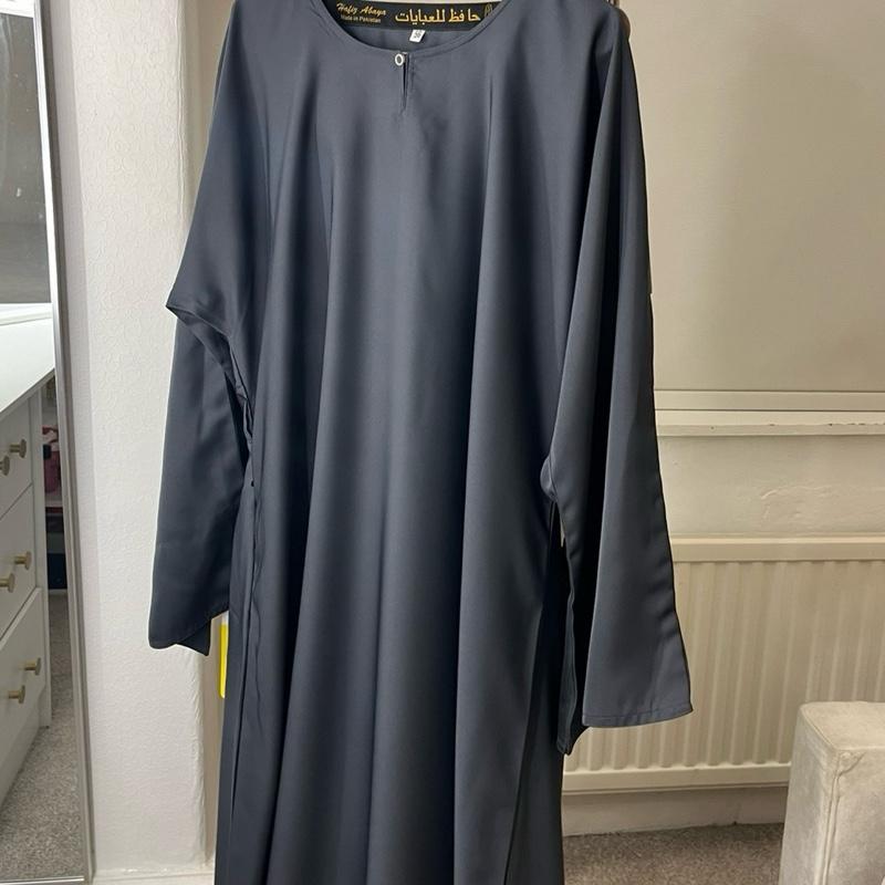 Closed Bell Sleeve Abaya 6