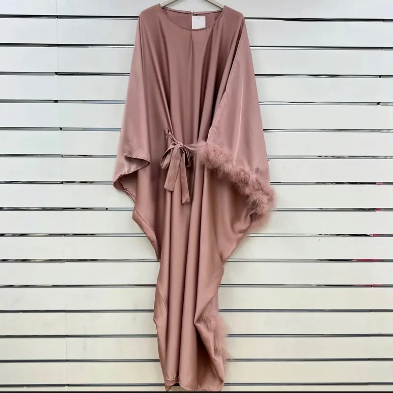 Feather sleeve kaftan 0