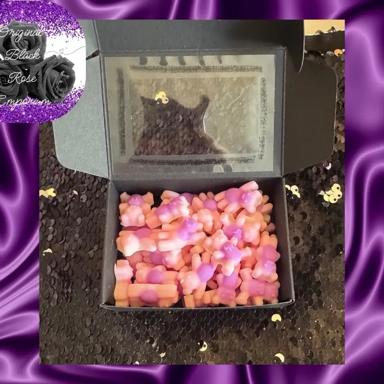 Box of 40 Mother’s Day Mini Wax Melts - Japanese Magnolia, Cherry Blossom and Vanilla Fragrance 1