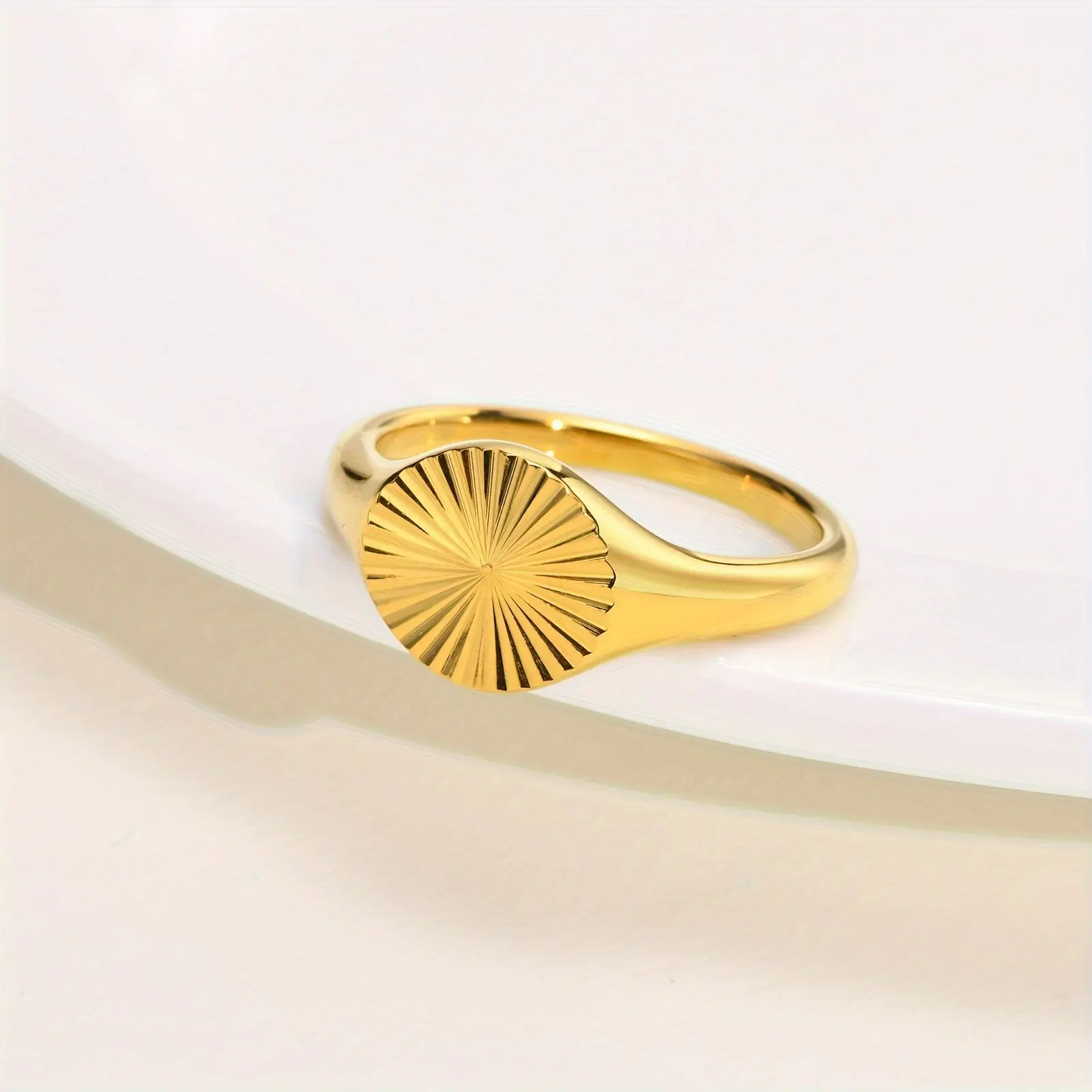 18k Gold-Plated Line Round Ring, Fashion 316L Stainless Steel Finger Ring