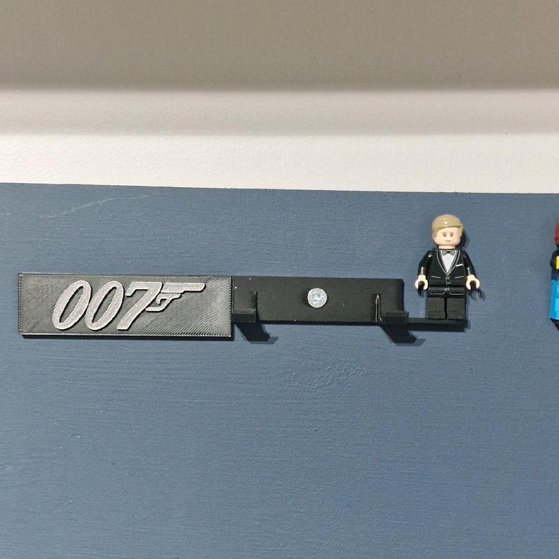 Wall mount hangers for Lego Speed Champions Models display 2020 onwards (8 stud). 5