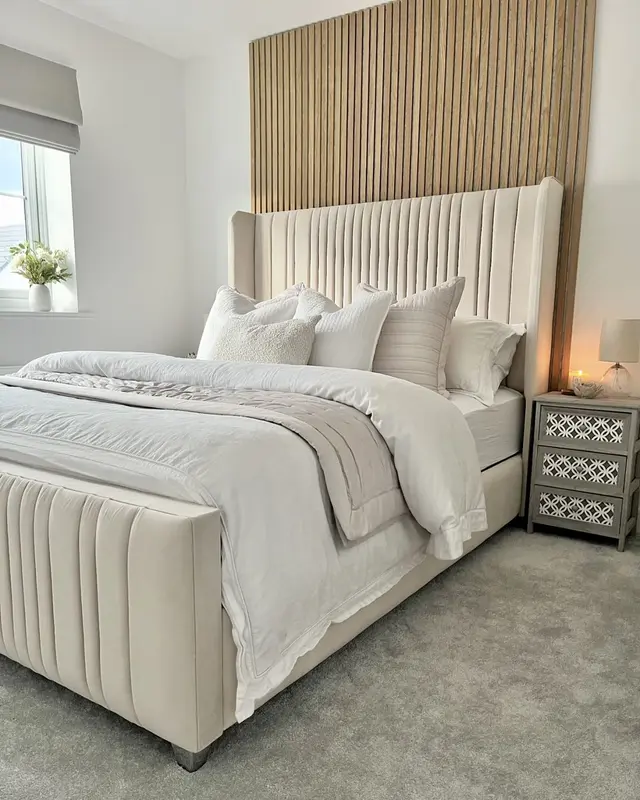 Aria Wing Back Bed With Matching Ottoman Box 3