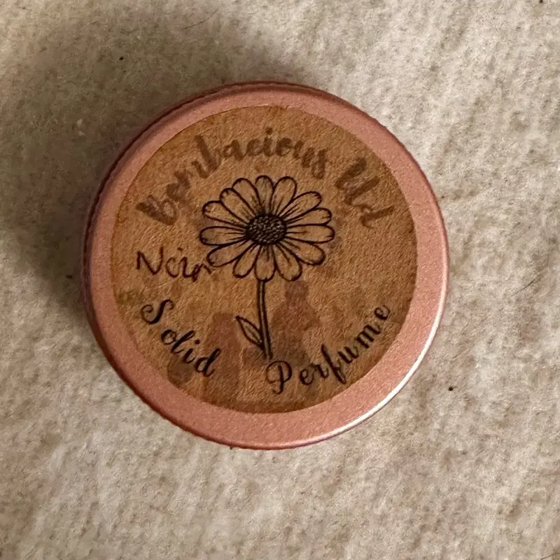 Solid perfume for pulse points - Comfort and Aroma 0