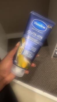 Product Review of Authentic Vaseline Gluta-Hya Serum Lotion 330ml Body Care Hydrating Brightening Daily Moisturizer from C**🍫 0