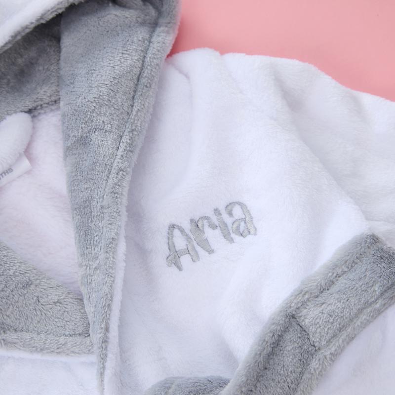 Personalised Unisex Baby Hooded Dressing Gowns Plush Fleece 6-12 12-18 18-24 Robe White Baby Boys Girls Cosy Soft Warm Bathrobe Wrapping Robe for Babies UK 3