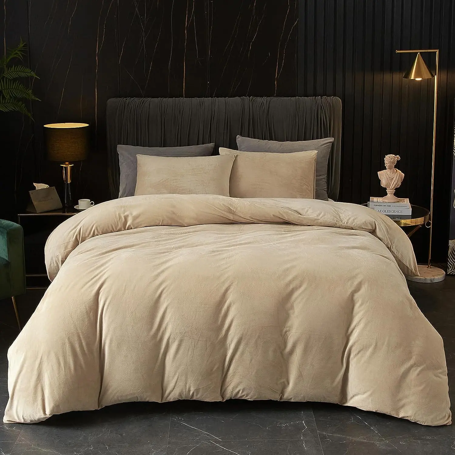 Luxury Matt Velvet Bedding Set Duvet Cover Set with Fitted Sheet and Pillowcases - Soft and Cosy Bedding for a Comfortable Night's Sleep