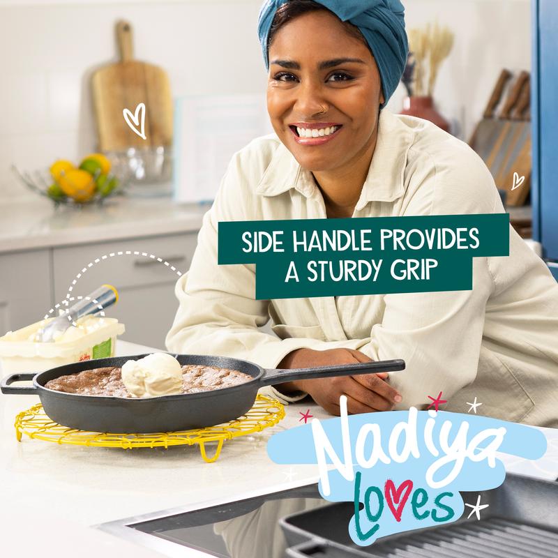 Nadiya Hussain 25cm Cast Iron Skillet Pan - Oven and BBQ Safe Cookware, With Sturdy Thin Handle 3