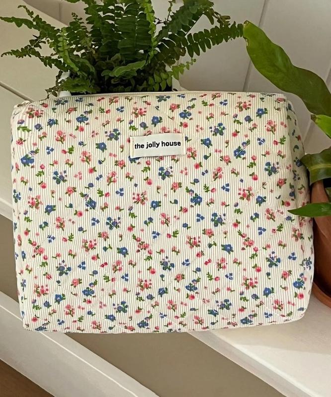 Christmas Gift Ditsy Chic Floral Design Quilted Makeup Bag Set - 3 Count Corduroy Cosmetic Storage Bag for Outing and Travel - Durable & Easy Care 2