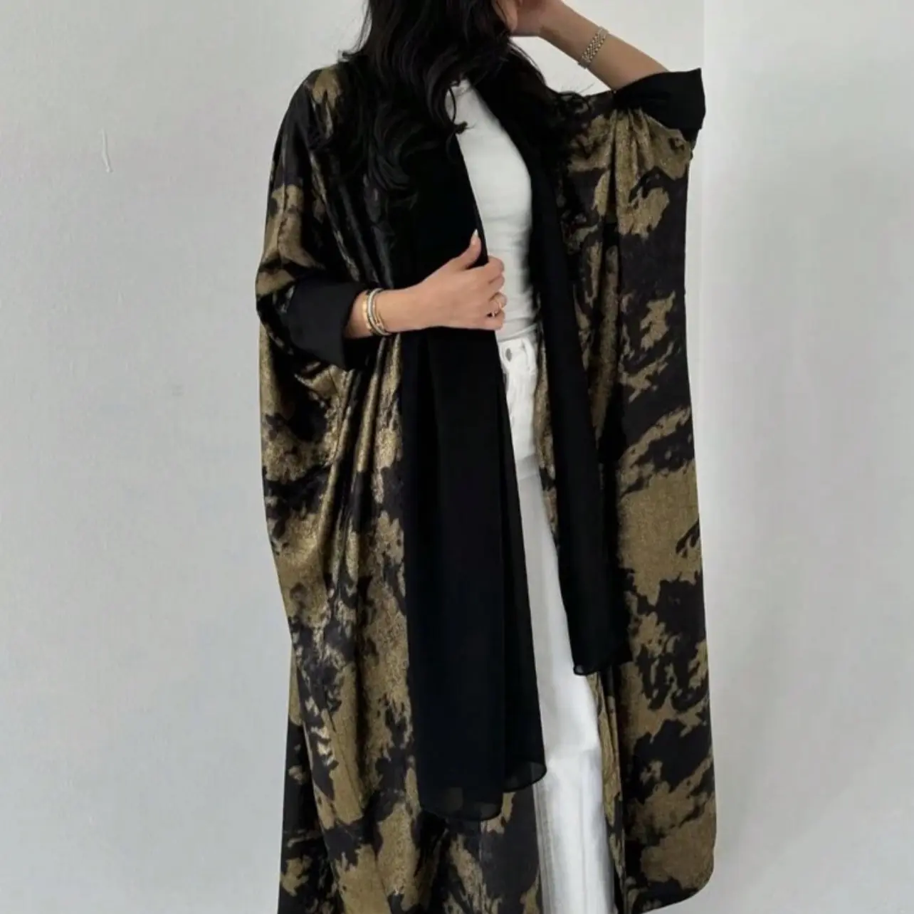 Elegant Tie-Dye Printed Open Abaya plain minimalist