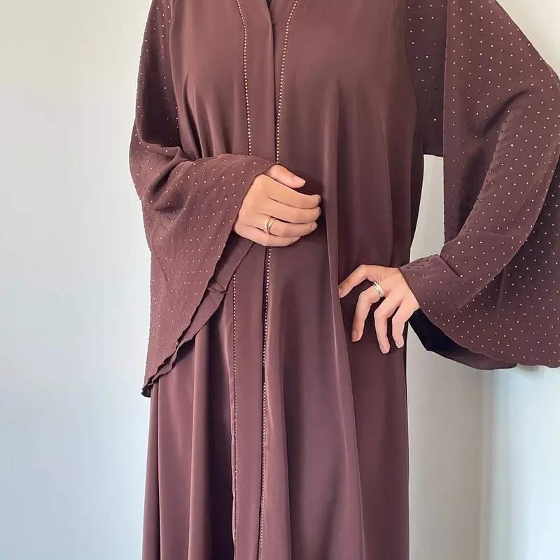Imaan Abaya with Embellishments - Elegant and Comfortable Muslim Women's Clothing 0