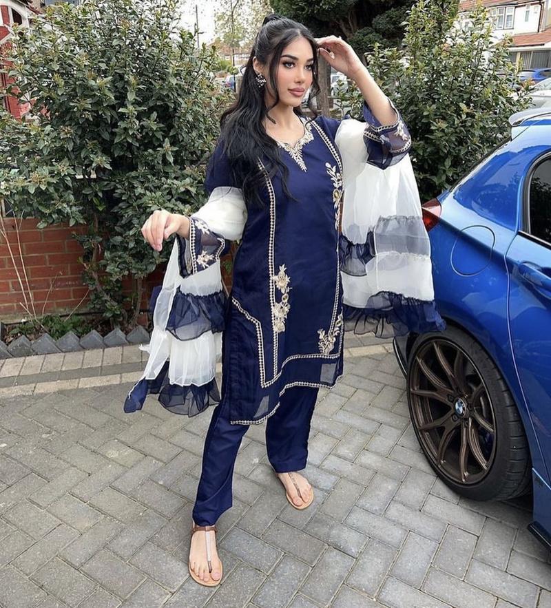 Product Introduction of AIMAN 3pc luxury pret suit dress 1