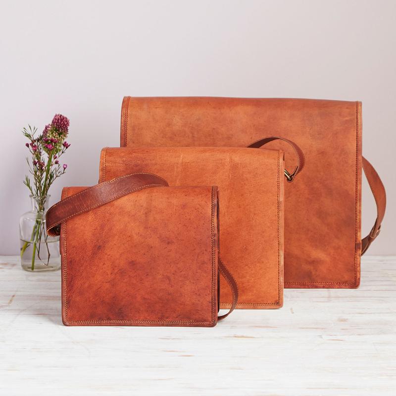 Brown Leather Messenger Bag - Commuter Bag - College Bag - Courier Bag - Traveller Bag 0