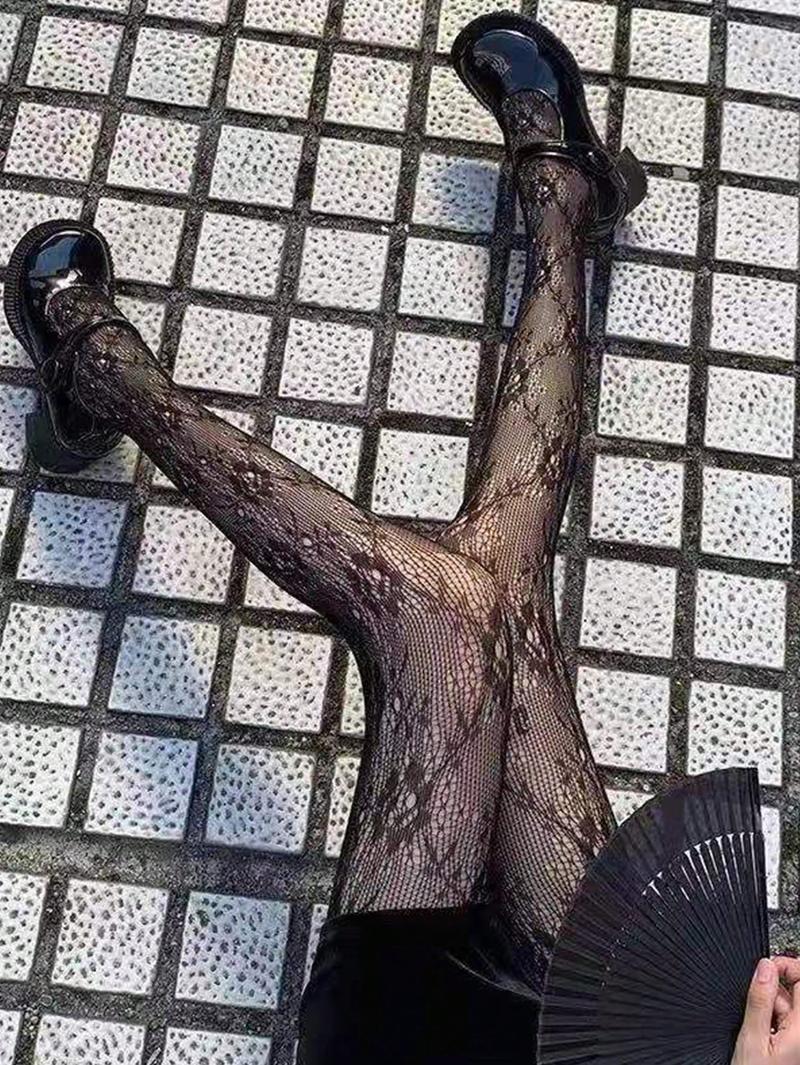 Product Introduction of 2025 New One Piece Women Black Net Stockings With Floral Pattern, Street Style Sexy Match Any Outfit TightsSexy Woman Lace Womenswear 7