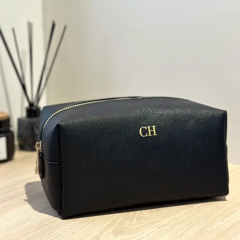 Personalised toiletries case, personalised cosmetics case, makeup storage bag, travel case, toiletries case, personalised gifts, beauty bag 1