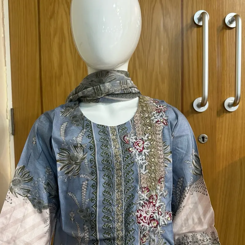 Menaal’s kids digitally printed & embroidered linen Pret ! 3