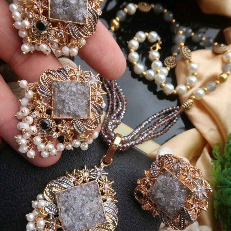 fancy party new necklace with earrings and ring 2