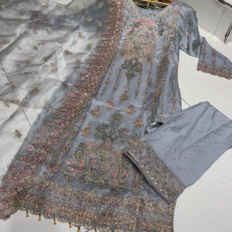 4 Colours BEGUM salwar kameez 3 piece Pakistani suit embroidered stonework S-XL 1