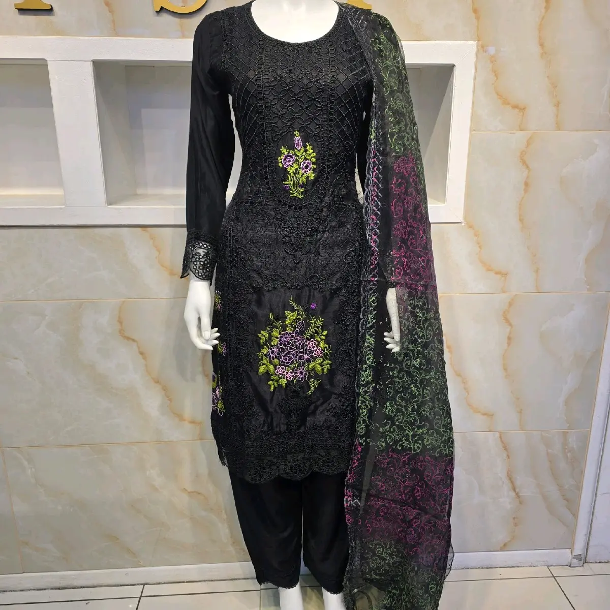 Women's Black Organza Shalwar Kameez with Lilon Thread Embroidery -3ps  Casual Women swear our sizes fitted fitting chest size S 36 M 38 L41 Xl 43 xxl 48.50