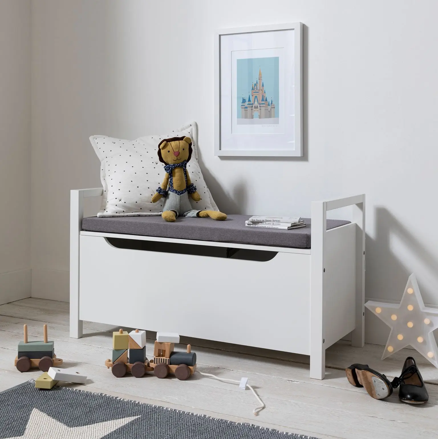Osman Toy Box Storage with Cushion in Classic White