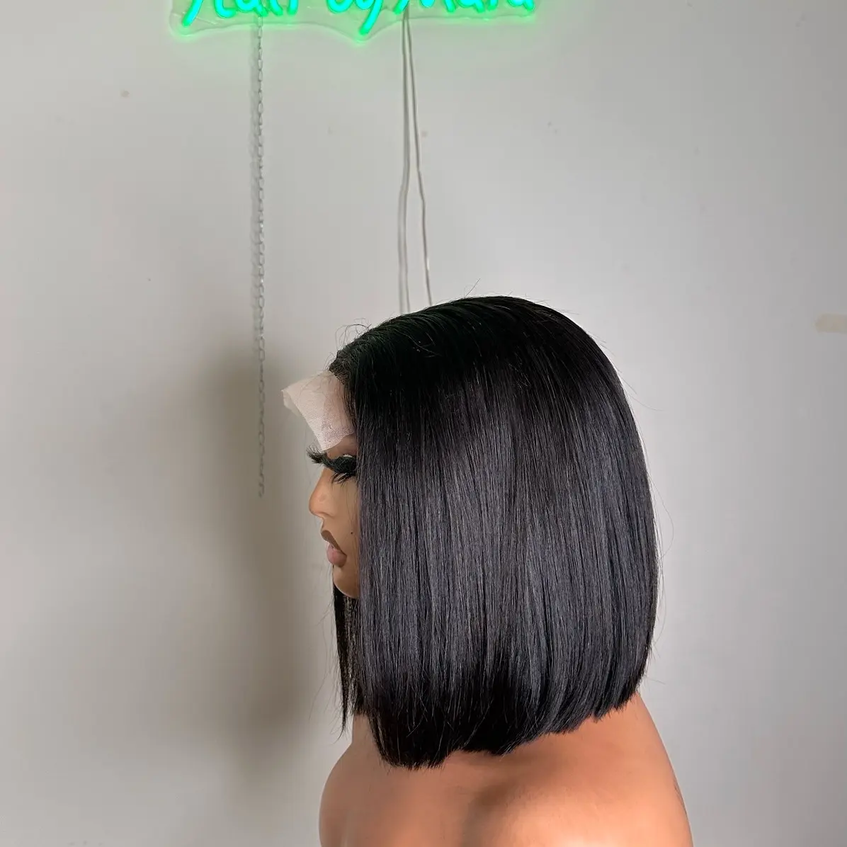 10 inches SDD bone straight with 5by5 closure. 230g. Natural colour . 100% human hair.